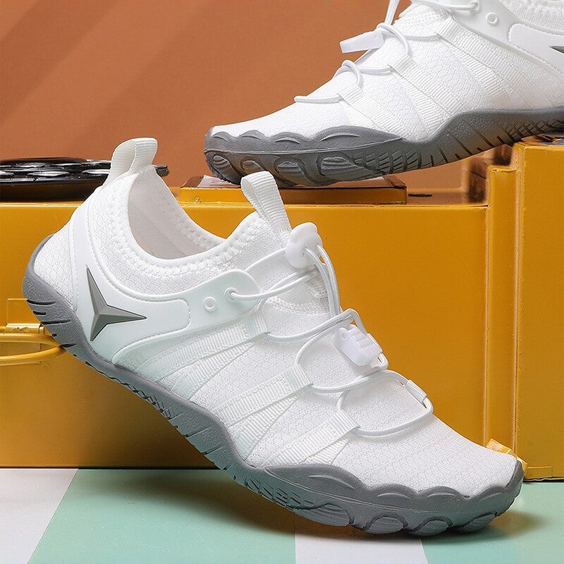 Casual Breathable Mens And Womens Beach Barefoot Shoes 