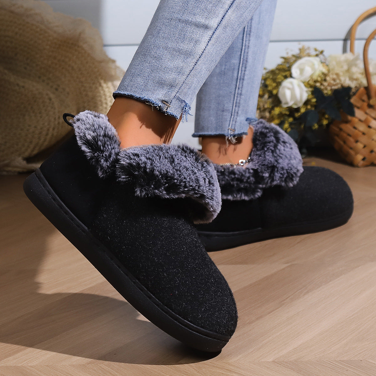 Women’s Felt-Fur Collar Indoor Winter Shoes | Cozy Slip-Ons 