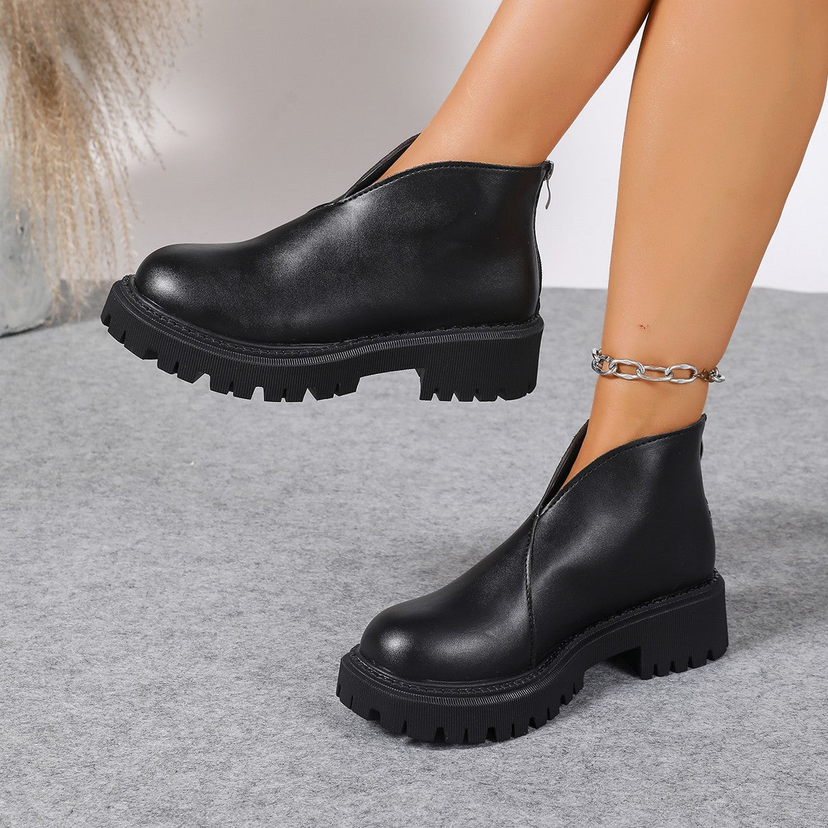 Arrival Women's Plus-size Chunky-heeled High-heeled Ankle Boots 