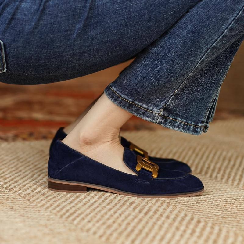 Retro Metal Buckle Slip On Loafer Shoes 