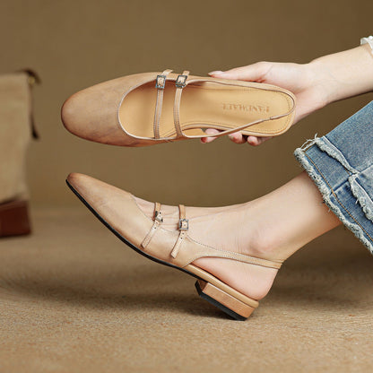 New Womens Flat Sandals With A Soft Sole And A Single Strap 