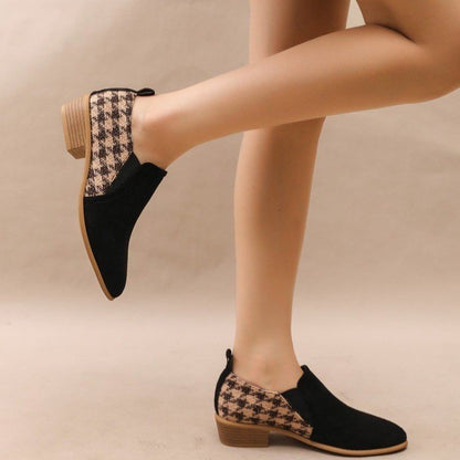 Retro Color-Block Slip-On Shoes For Women 