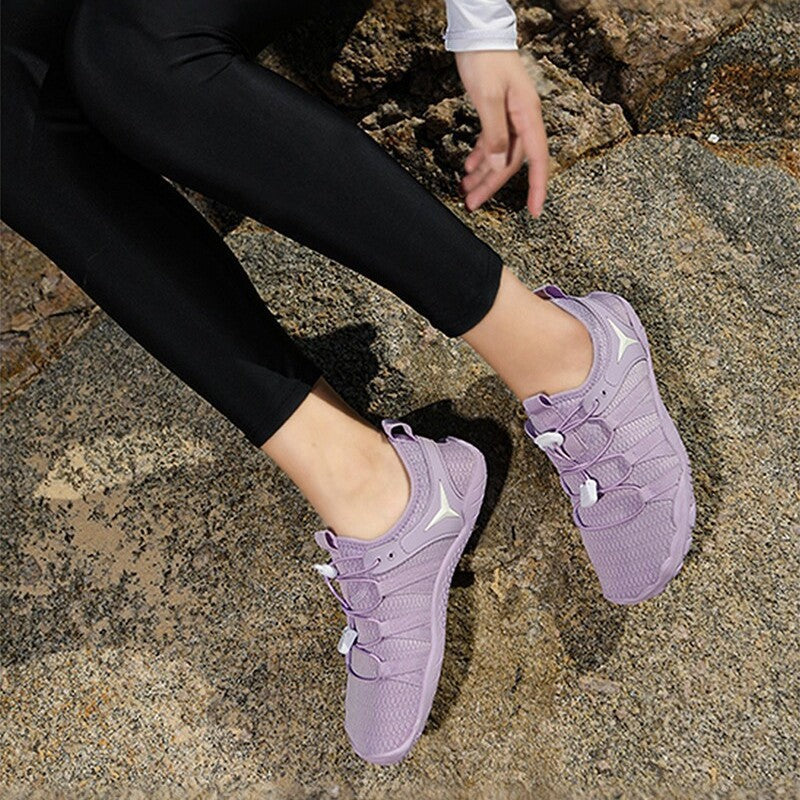 Casual Breathable Mens And Womens Beach Barefoot Shoes 