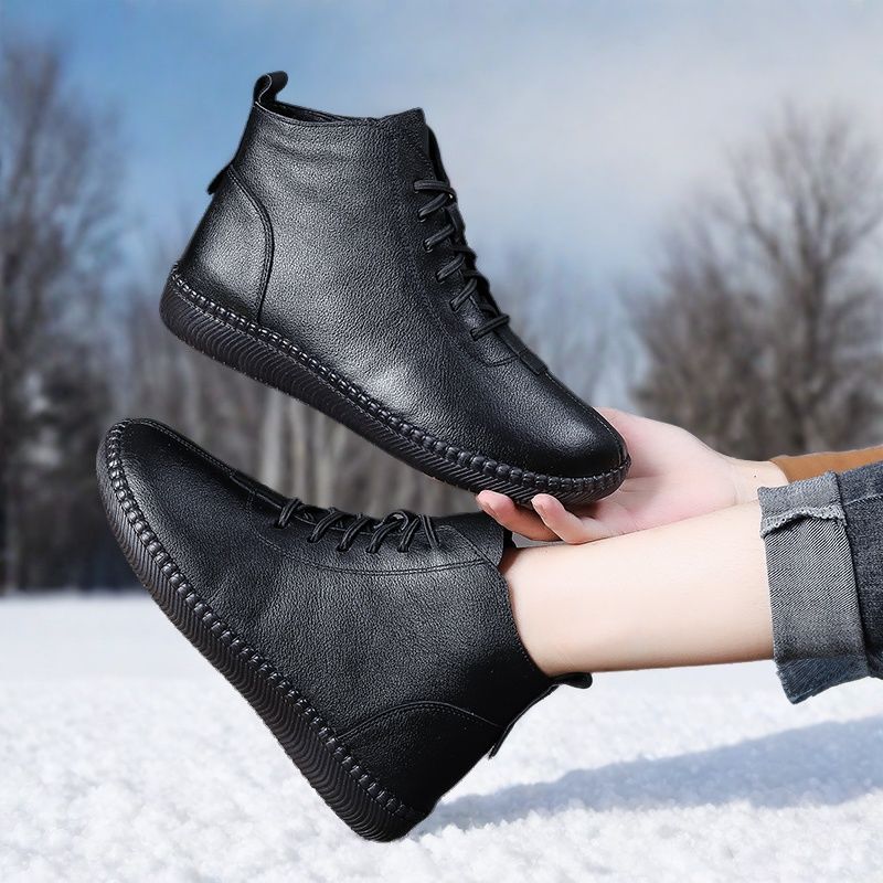 Women's Genuine Leather Soft-soled Lightweight Flat Ankle Boots 