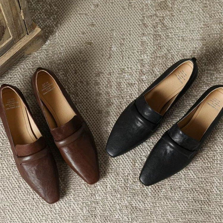 2025 New Retro French Style Minimalist Elegant High-End Niche Shoes, Women's Pointed Toe Stiletto Low Heel Plus Size Single Shoes 